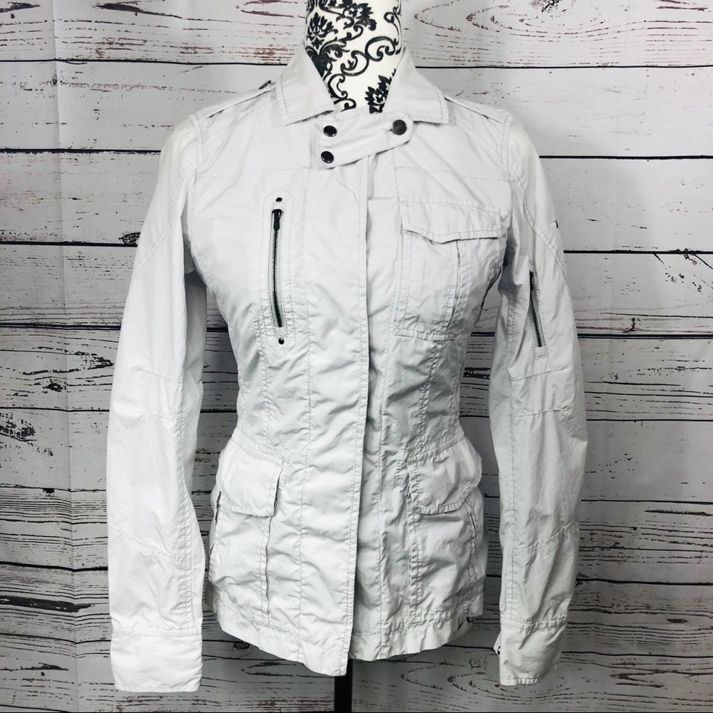Victorinox Swiss Army Lightweight Utility Jacket